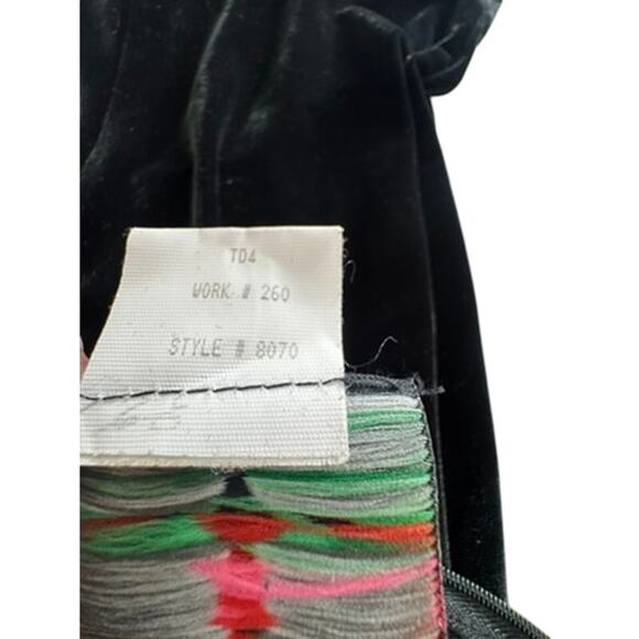 "To Die For"  Black Velvet Open Strappy Back SZ 4 Formal Vampire Dark Romance - Picture 15 of 16